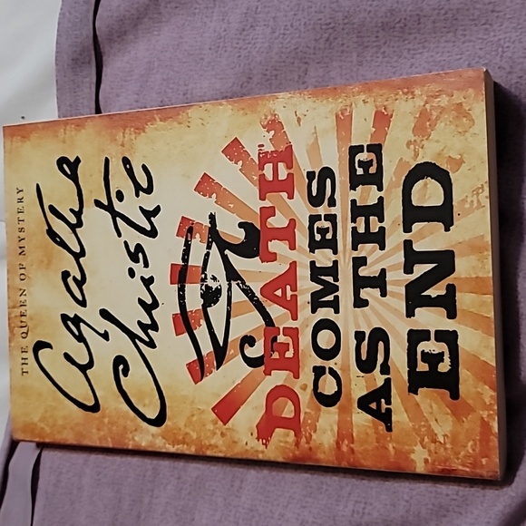 Lot of 12 Agatha Christie Mystery Novels (Paperback Editions) - Picture 10 of 15